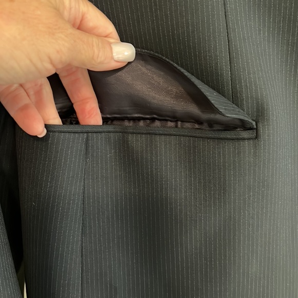 Men’s navy pin striped suit. Jacket is 43R and pants are a 36W, 31L. - Picture 3 of 12